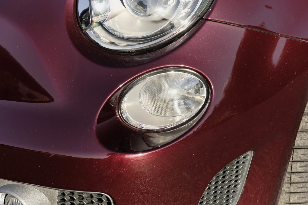 2013 Fiat Abarth 500 - Image 27 of 31