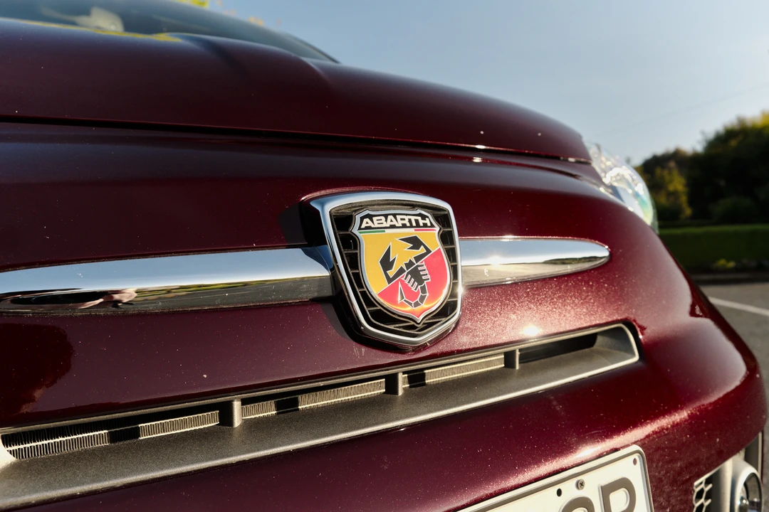 2013 Fiat Abarth 500 - Image 29 of 31