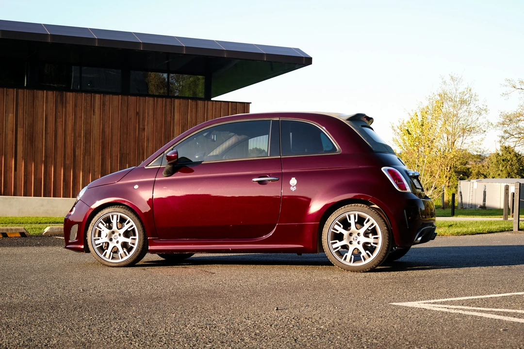 2013 Fiat Abarth 500 - Image 26 of 31