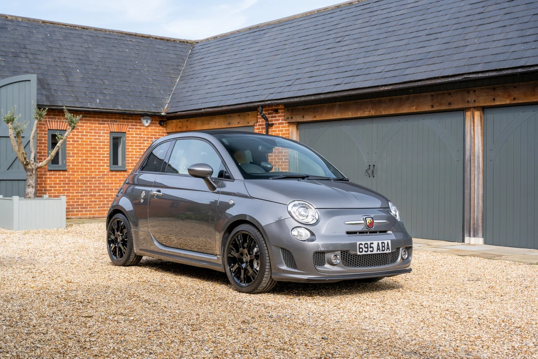 2013 Fiat Abarth 500 - Image 10 of 31