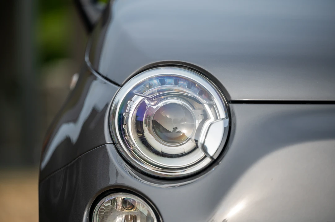 2013 Fiat Abarth 500 - Image 23 of 31
