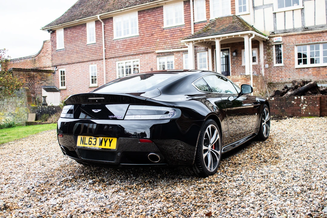 2013 Aston Martin V12 Vantage (2010-2018) - Image 26 of 31