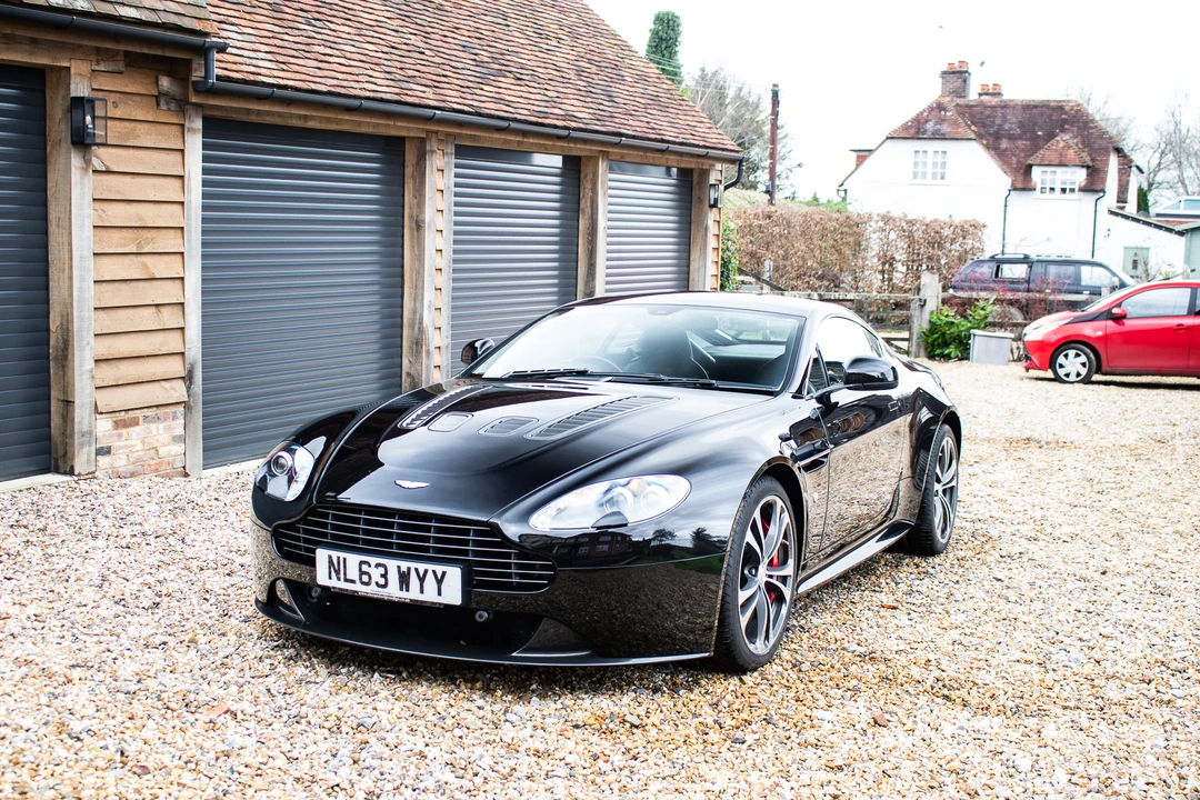 2013 Aston Martin V12 Vantage (2010-2018) - Image 12 of 31