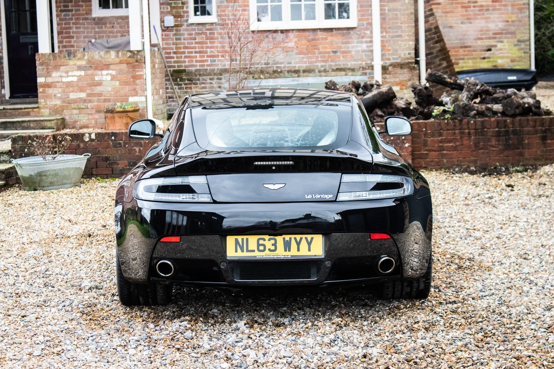 2013 Aston Martin V12 Vantage (2010-2018) - Image 24 of 31