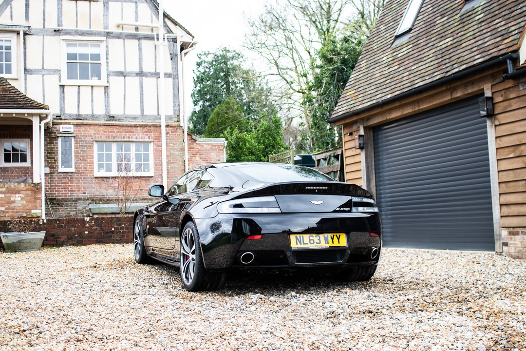2013 Aston Martin V12 Vantage (2010-2018) - Image 22 of 31