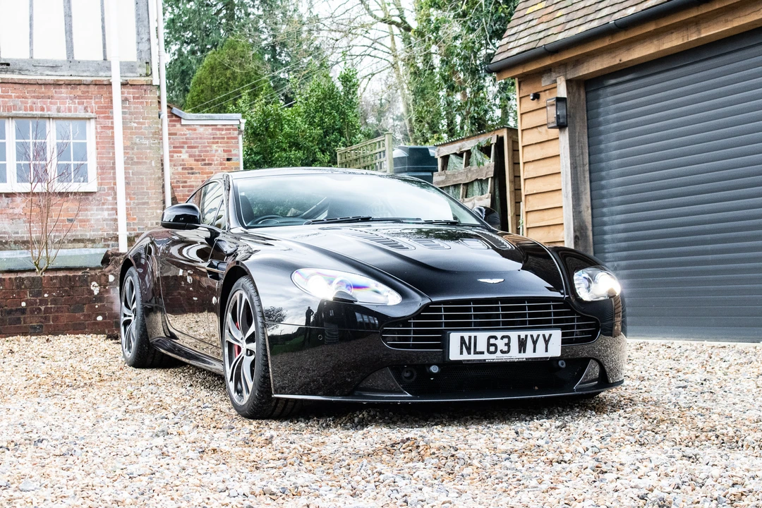 2013 Aston Martin V12 Vantage (2010-2018) - Image 8 of 31
