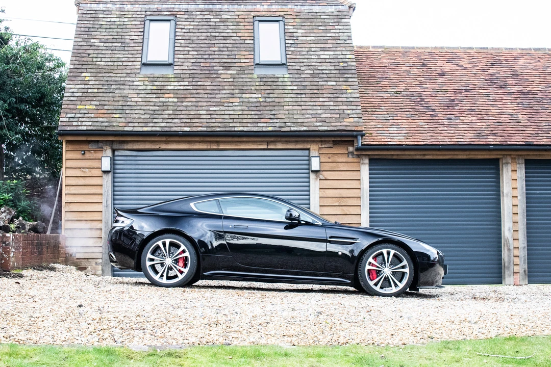 2013 Aston Martin V12 Vantage (2010-2018) - Image 29 of 31