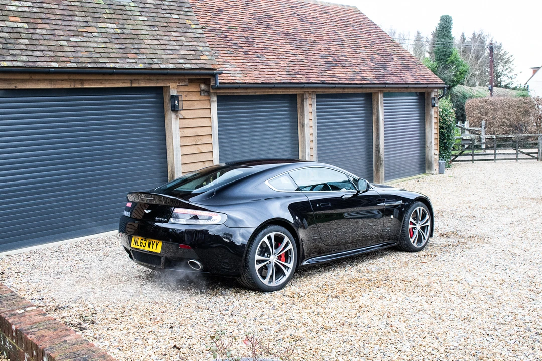 2013 Aston Martin V12 Vantage (2010-2018) - Image 27 of 31