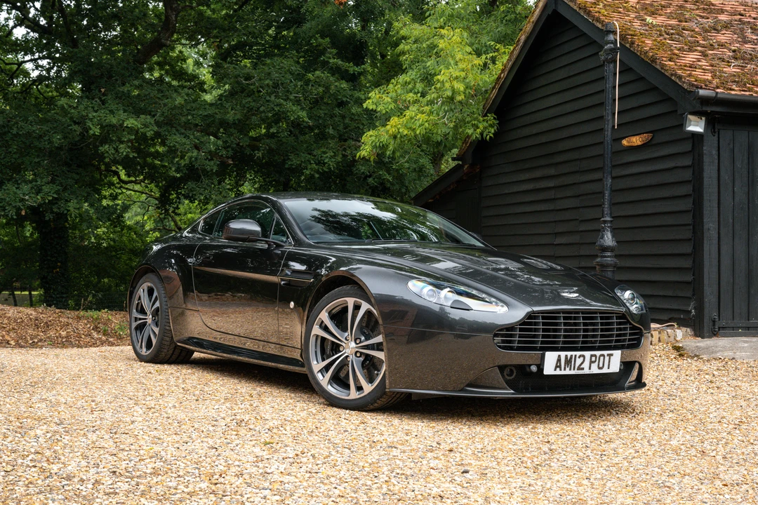 2013 Aston Martin V12 Vantage (2010-2018) - Image 12 of 31