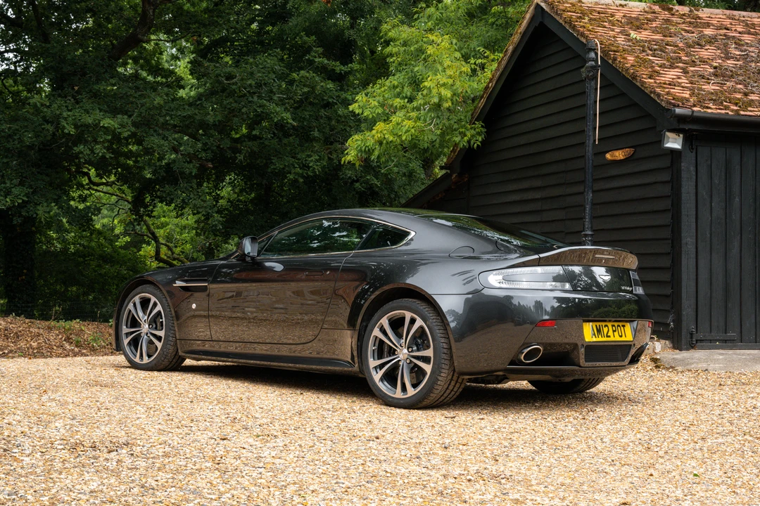 2013 Aston Martin V12 Vantage (2010-2018) - Image 8 of 31