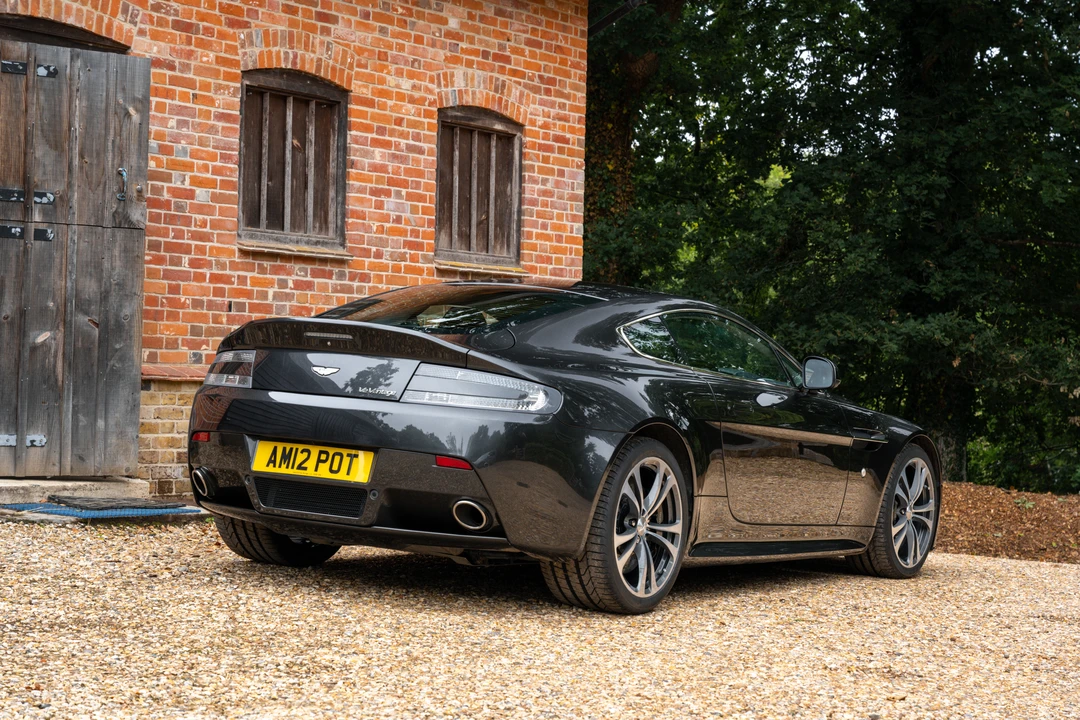 2013 Aston Martin V12 Vantage (2010-2018) - Image 6 of 31