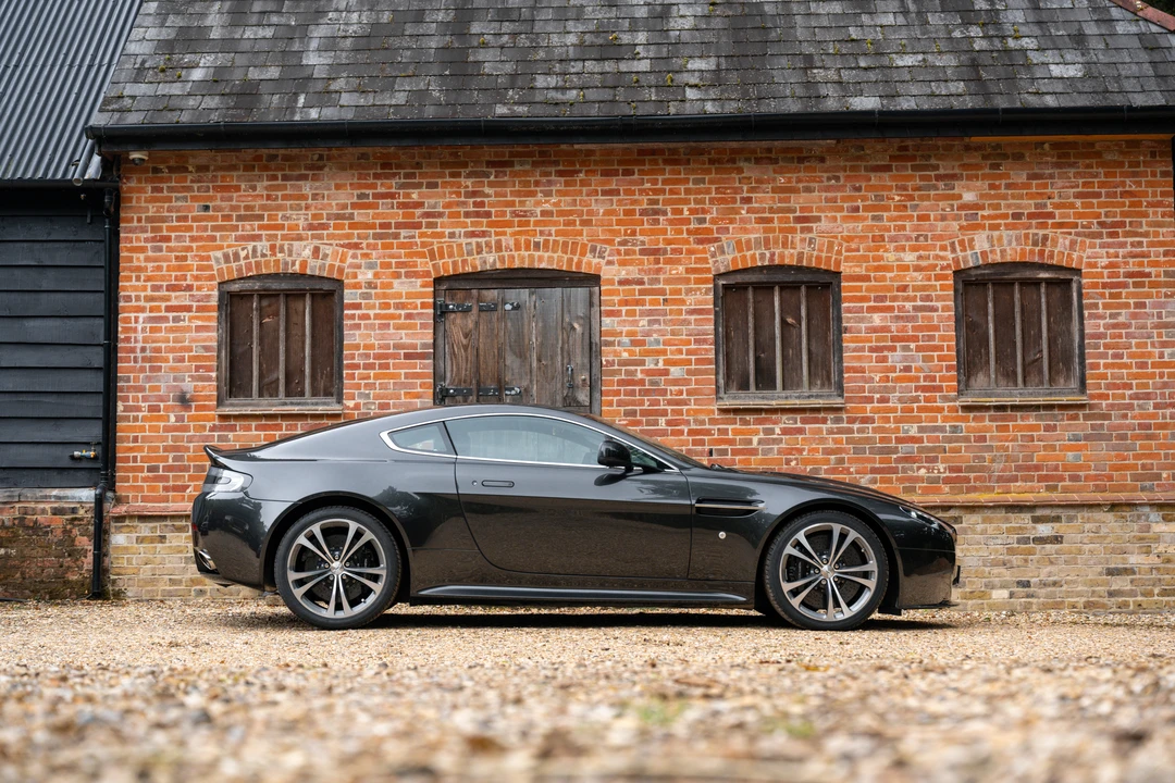 2013 Aston Martin V12 Vantage (2010-2018) - Image 5 of 31