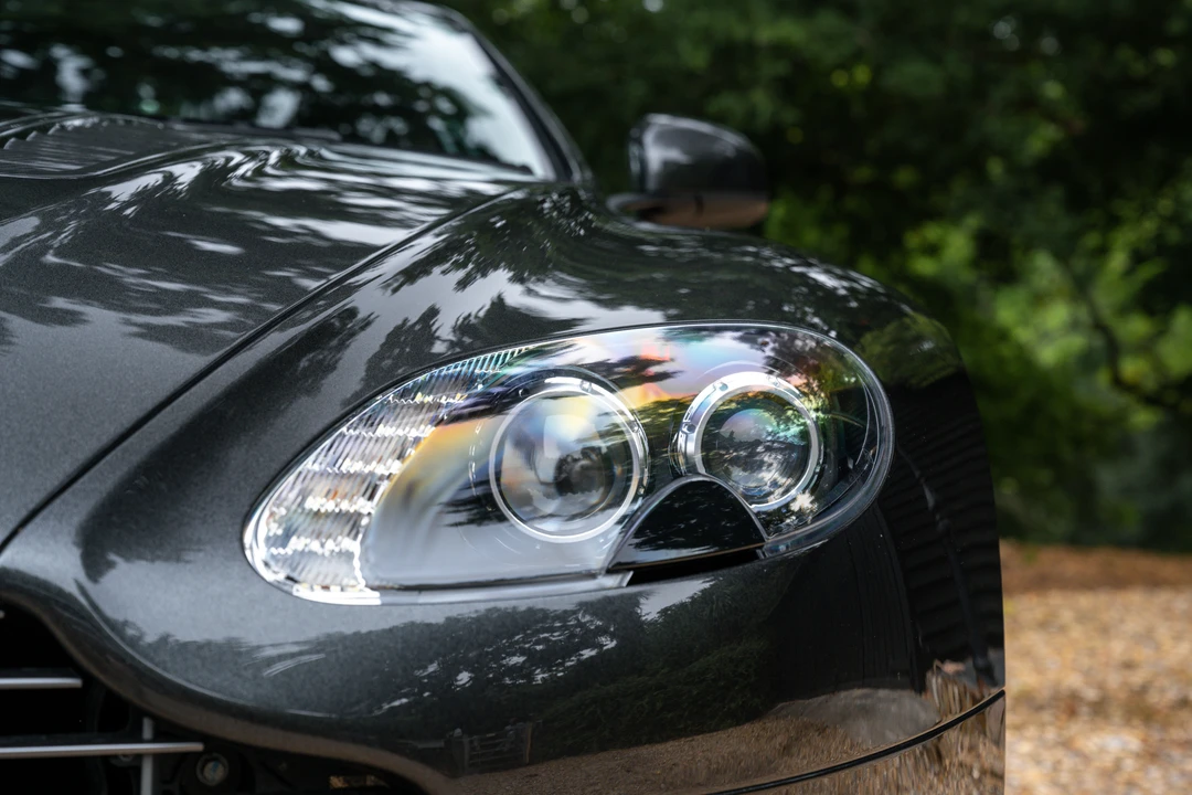 2013 Aston Martin V12 Vantage (2010-2018) - Image 25 of 31