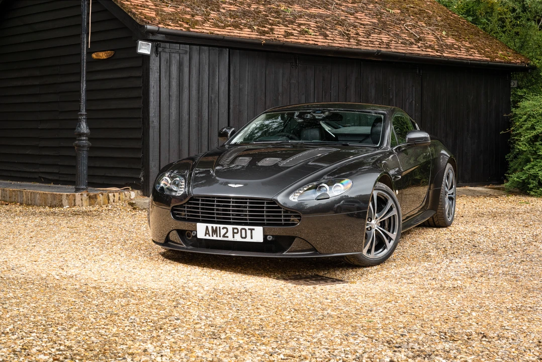 2013 Aston Martin V12 Vantage (2010-2018) - Image 14 of 31