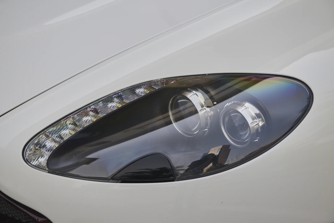 2013 Aston Martin V12 Vantage (2010-2018) - Image 15 of 31