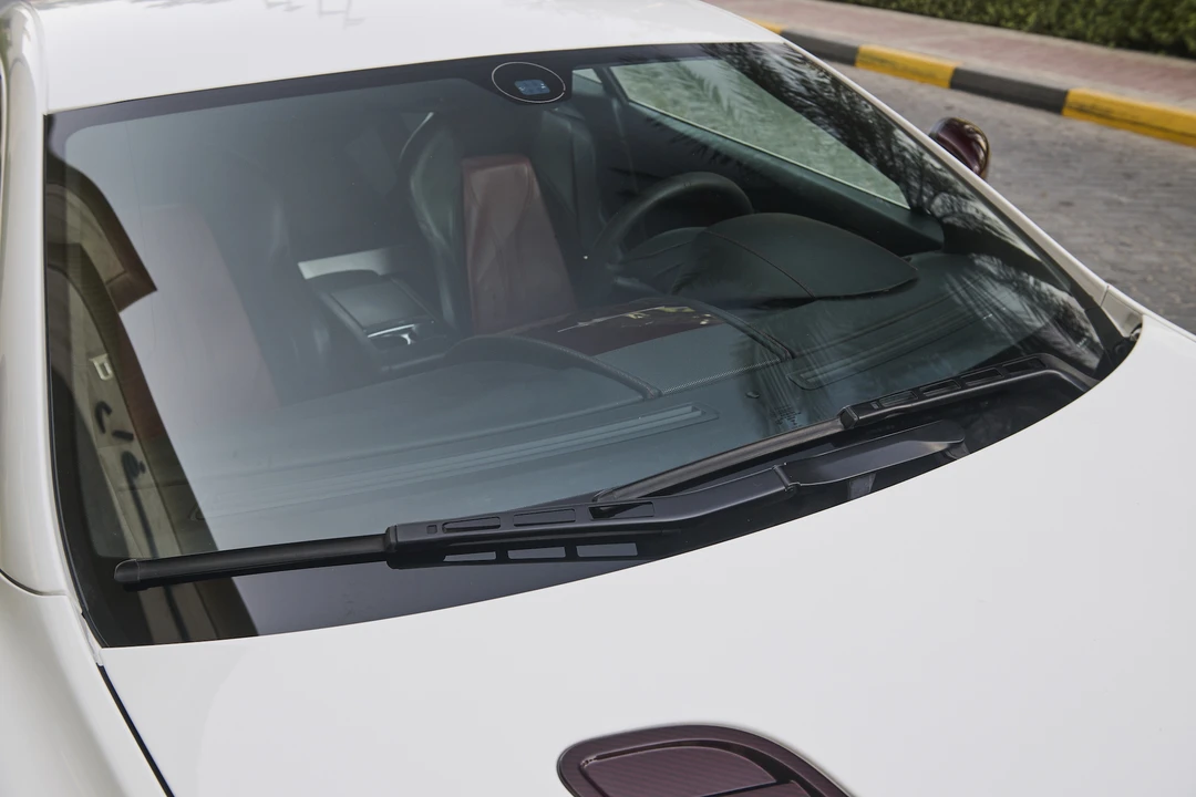 2013 Aston Martin V12 Vantage (2010-2018) - Image 24 of 31