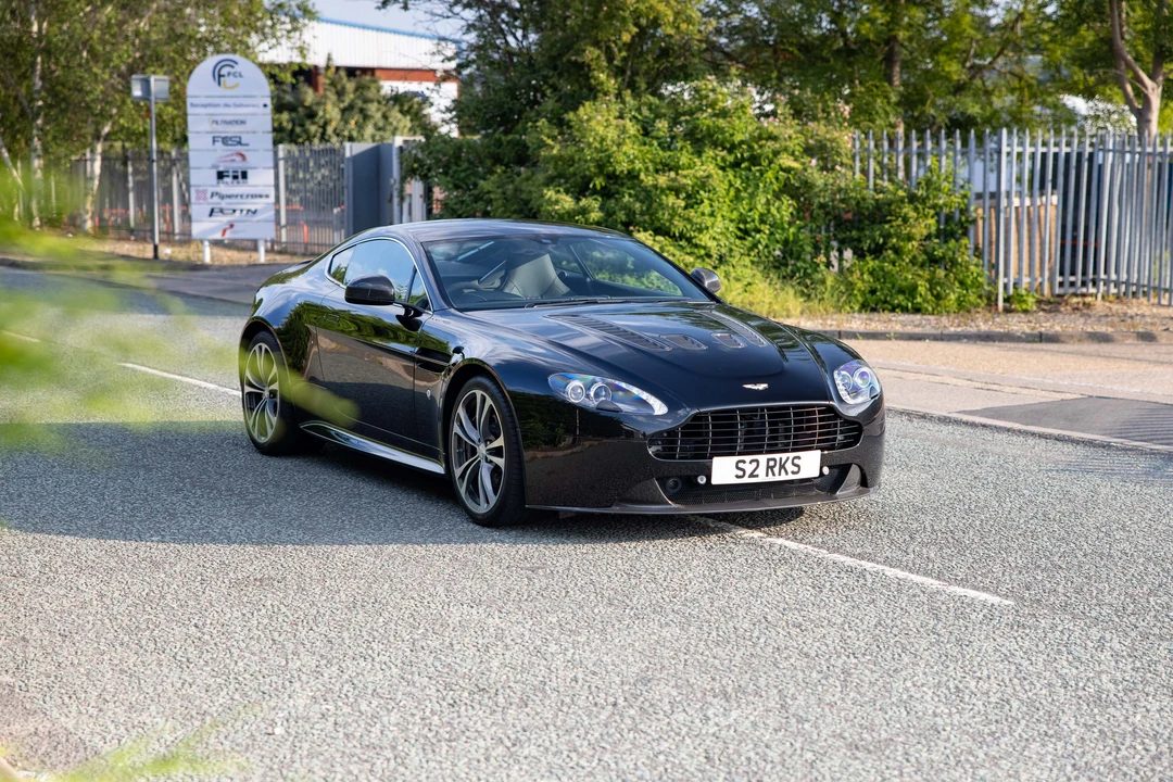 2013 Aston Martin V12 Vantage (2010-2018) - Image 17 of 31