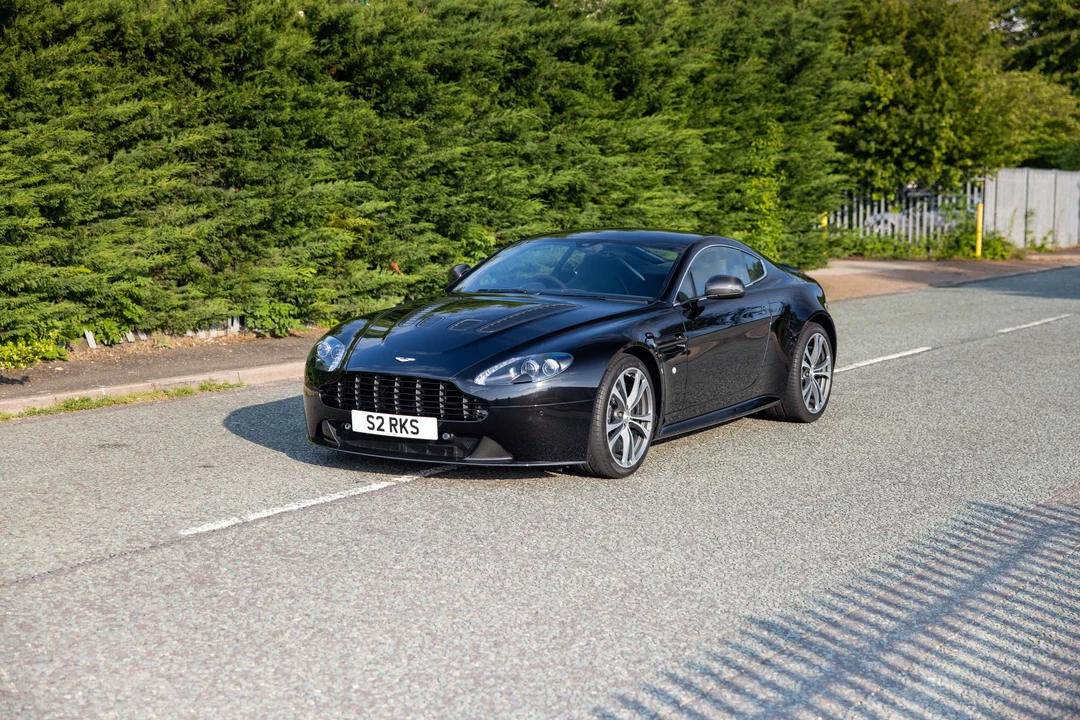 2013 Aston Martin V12 Vantage (2010-2018) - Image 11 of 31
