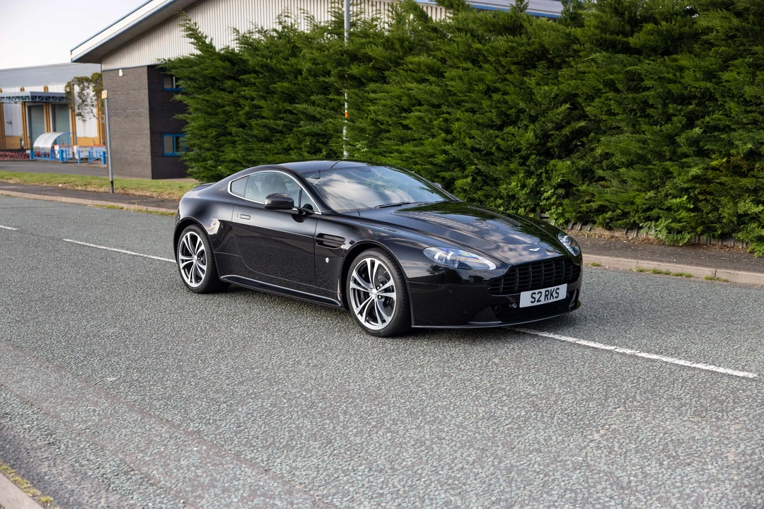 2013 Aston Martin V12 Vantage (2010-2018) - Image 13 of 31