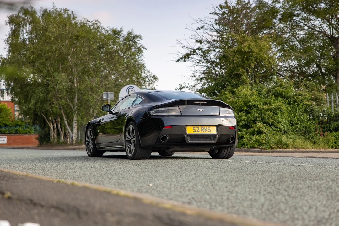2013 Aston Martin V12 Vantage (2010-2018) - Image 19 of 31
