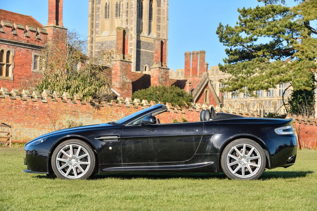 2013 Aston Martin V8 Vantage (2006-2017) - Image 6 of 31