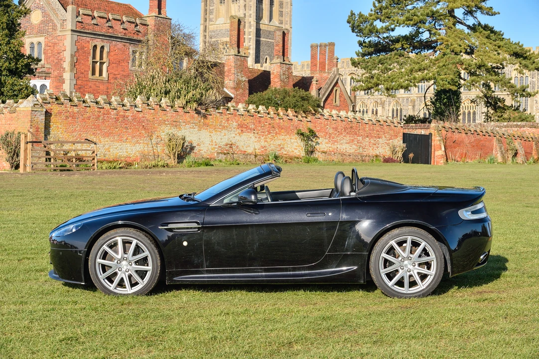 2013 Aston Martin V8 Vantage (2006-2017) - Image 15 of 31