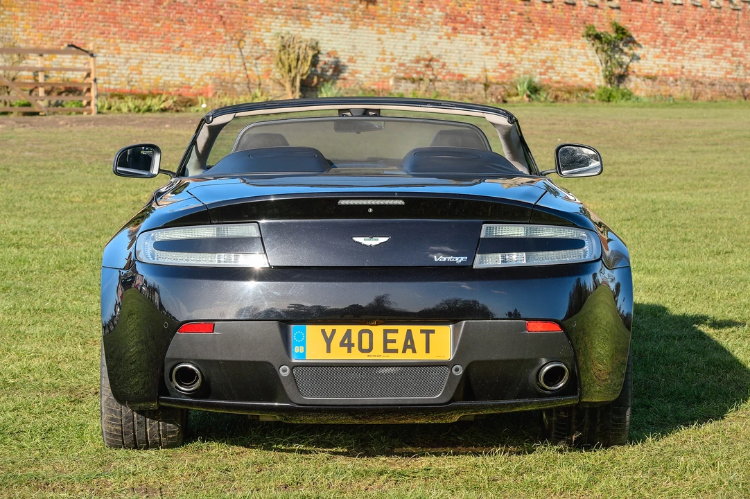 2013 Aston Martin V8 Vantage (2006-2017) - Image 8 of 31