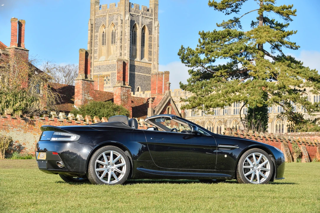 2013 Aston Martin V8 Vantage (2006-2017) - Image 10 of 31