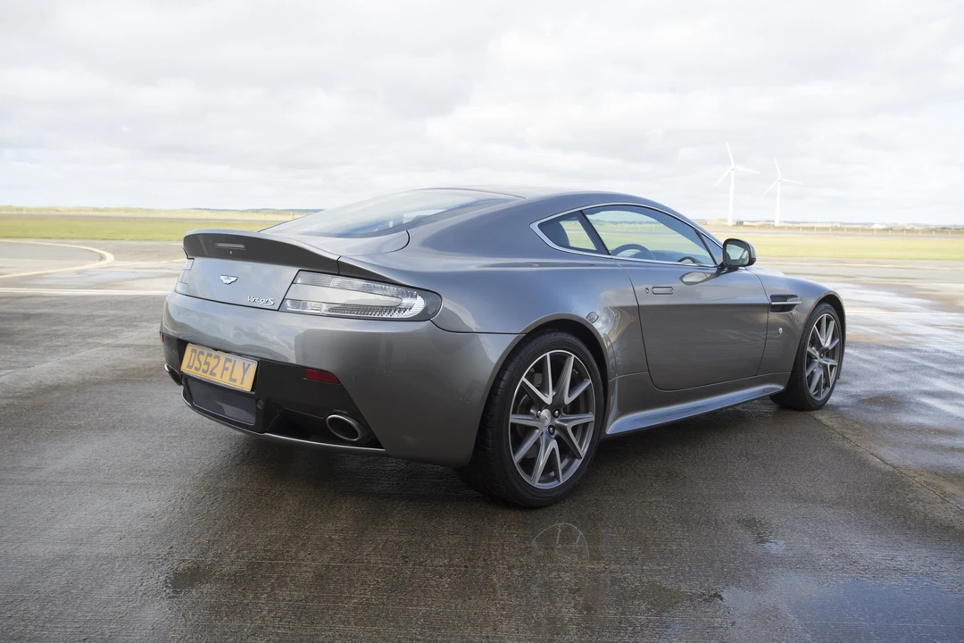 2013 Aston Martin V8 Vantage (2006-2017) - Image 19 of 31