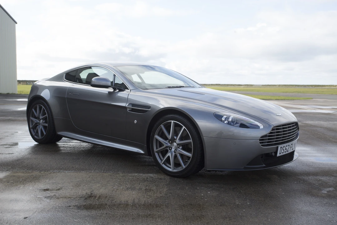 2013 Aston Martin V8 Vantage (2006-2017) - Image 13 of 31