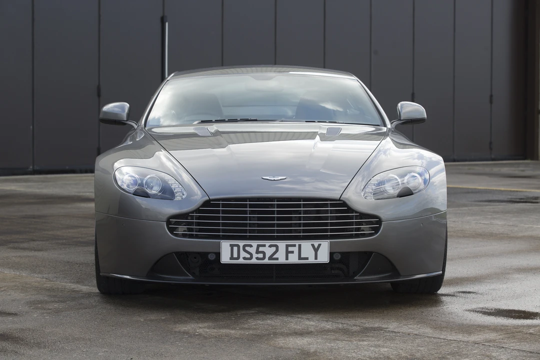 2013 Aston Martin V8 Vantage (2006-2017) - Image 10 of 31