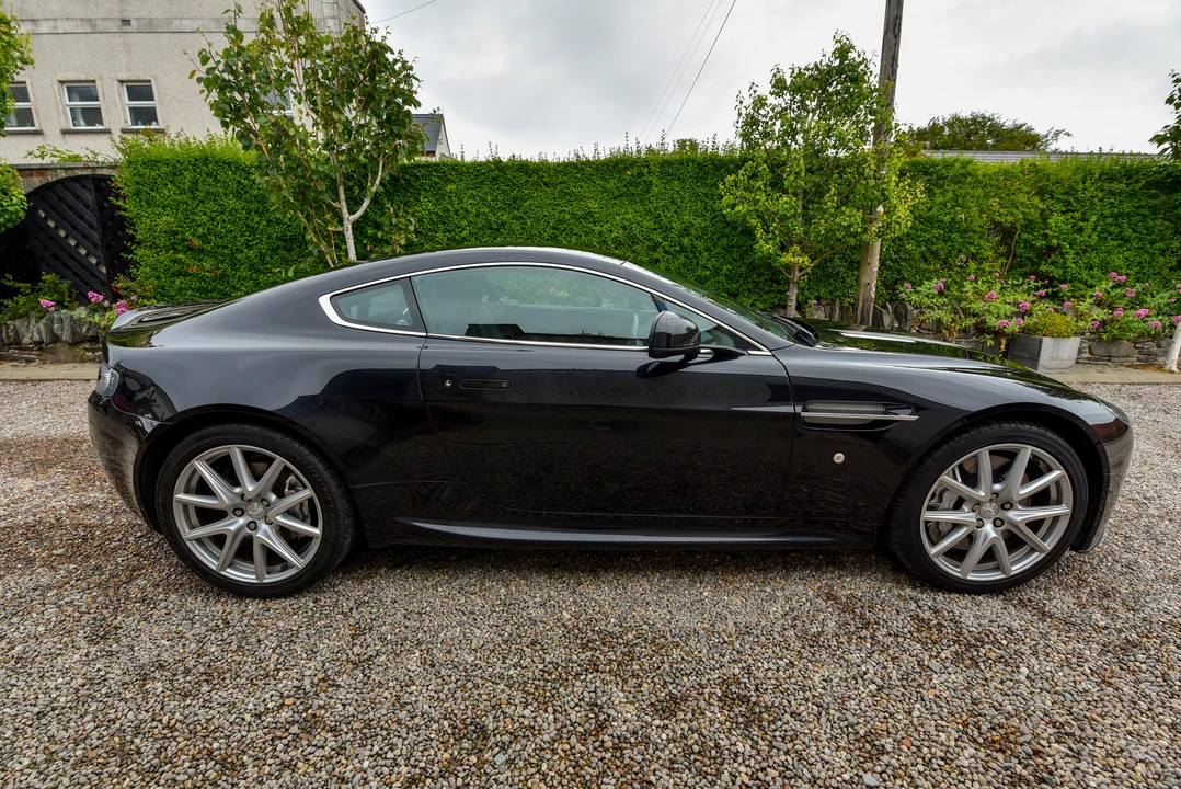 2013 Aston Martin V8 Vantage (2006-2017) - Image 10 of 31