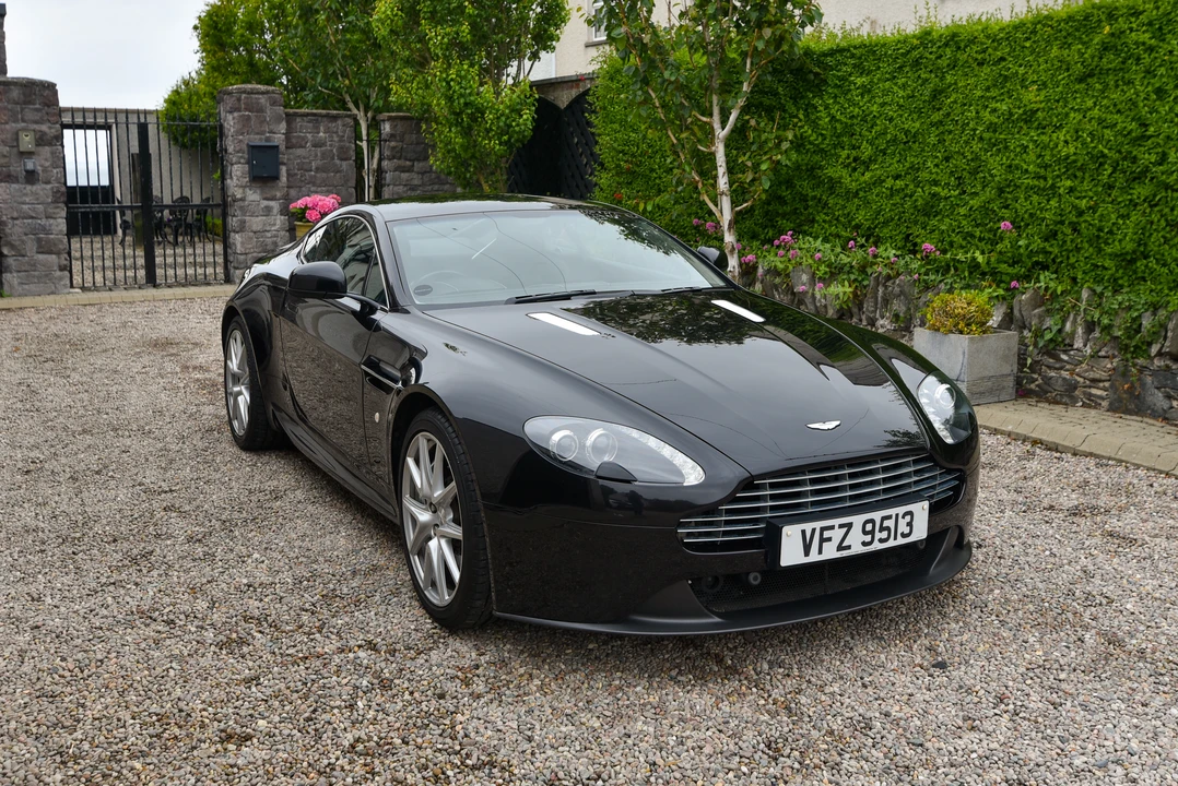 2013 Aston Martin V8 Vantage (2006-2017) - Image 3 of 31