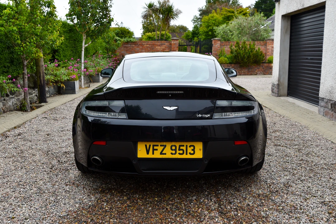 2013 Aston Martin V8 Vantage (2006-2017) - Image 12 of 31