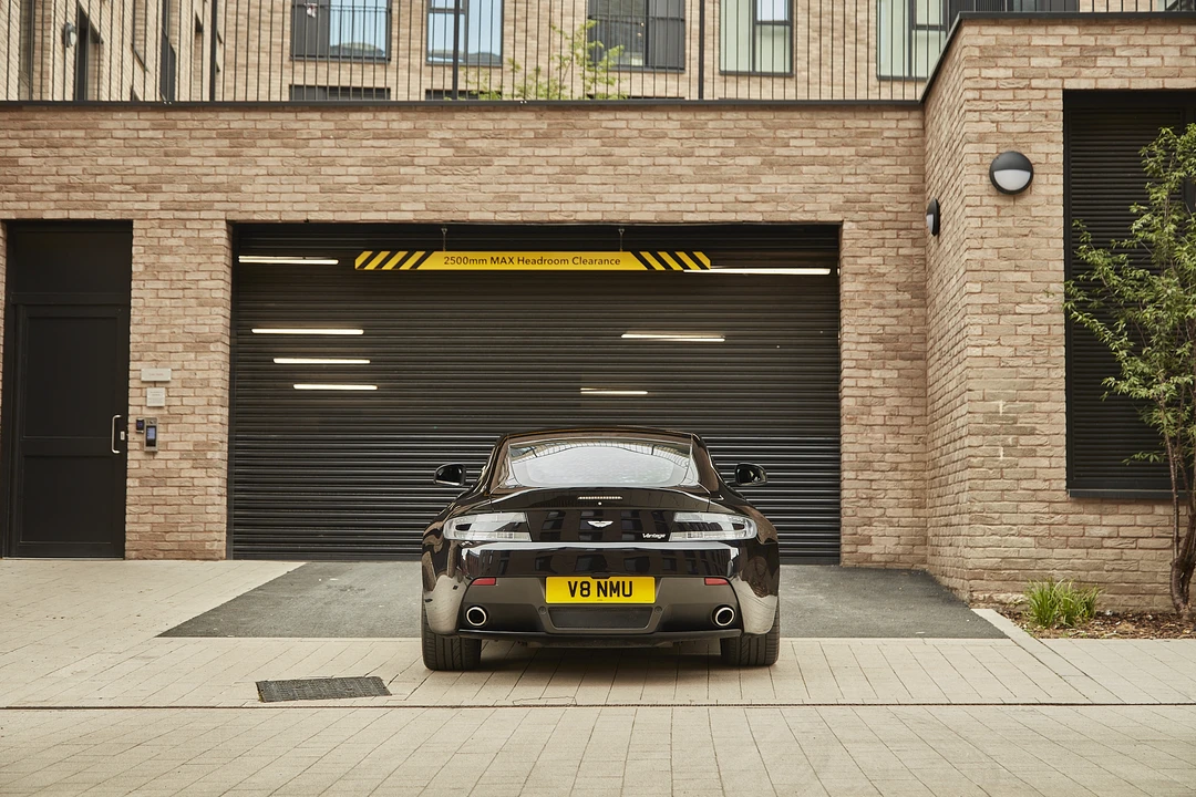 2013 Aston Martin V8 Vantage (2006-2017) - Image 7 of 31