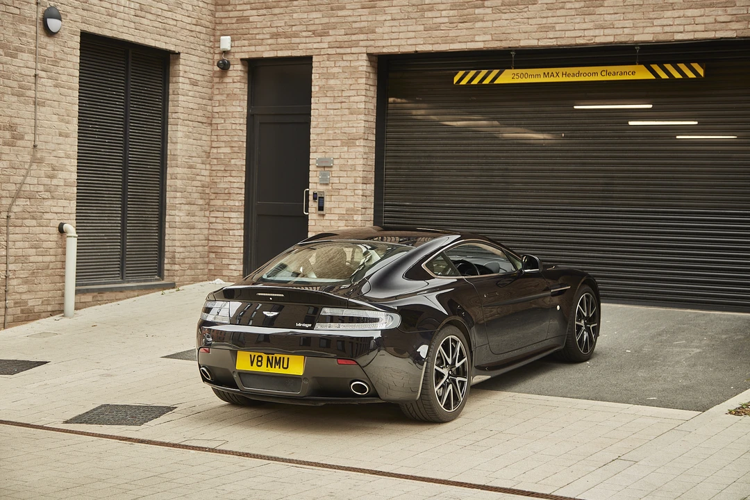 2013 Aston Martin V8 Vantage (2006-2017) - Image 16 of 31