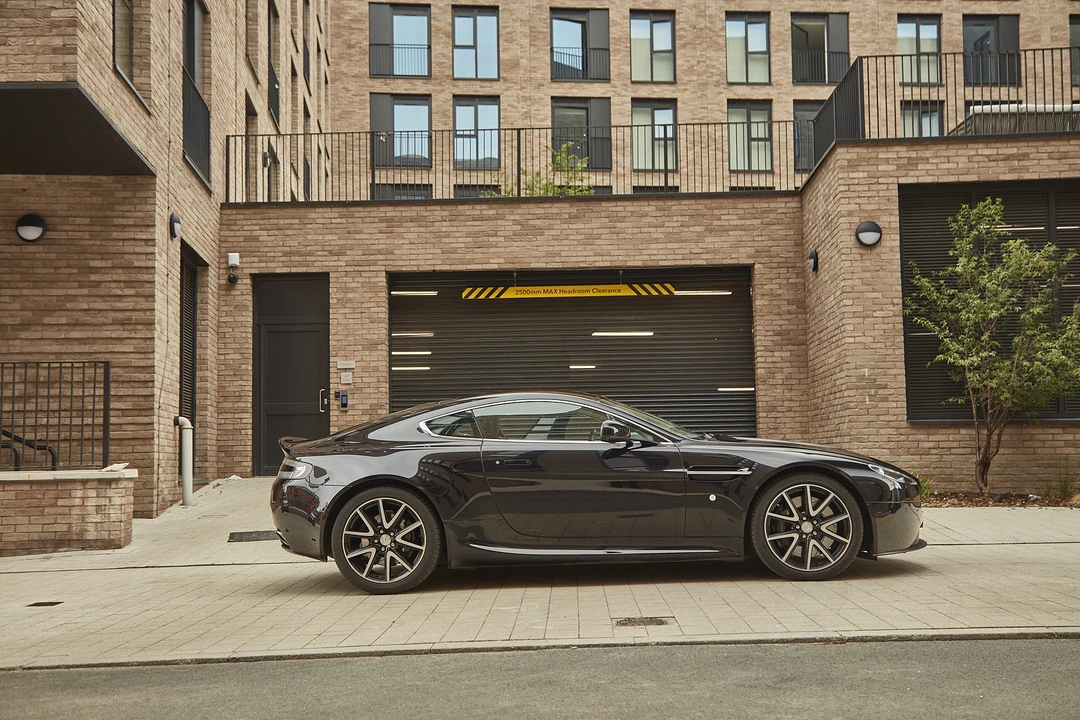 2013 Aston Martin V8 Vantage (2006-2017) - Image 9 of 31