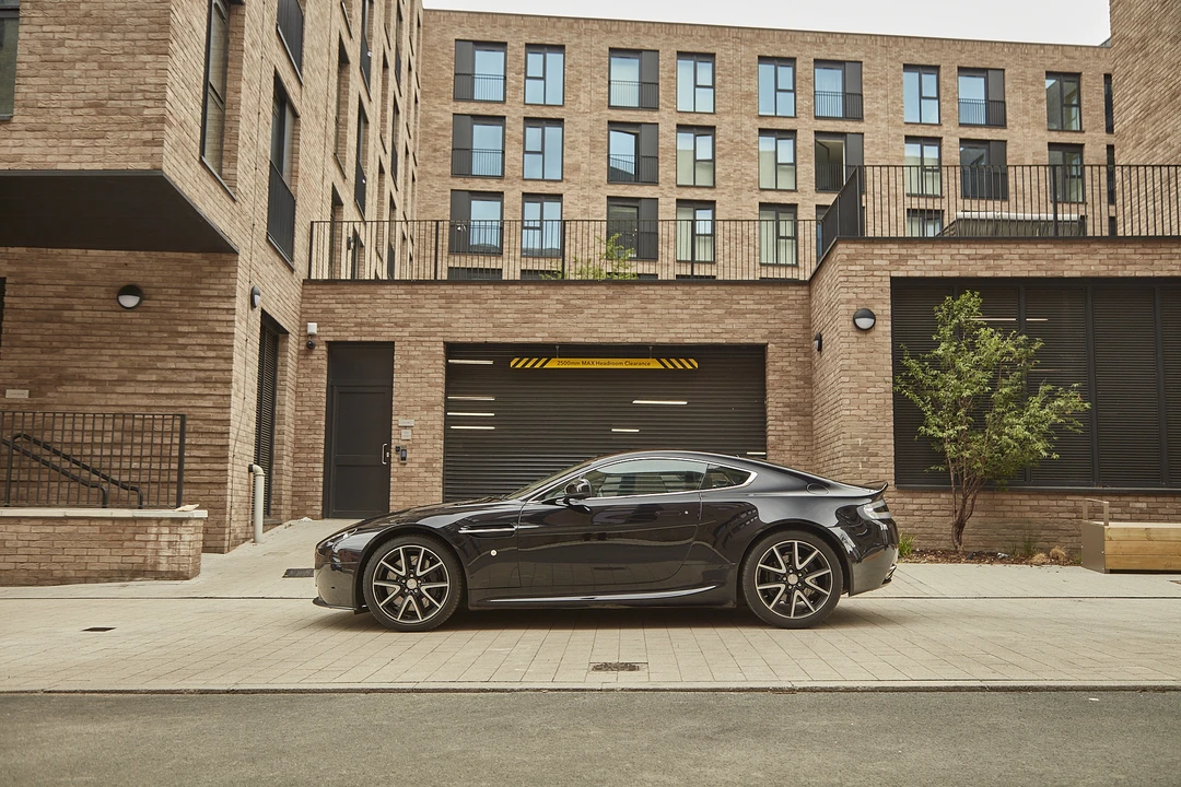 2013 Aston Martin V8 Vantage (2006-2017) - Image 5 of 31