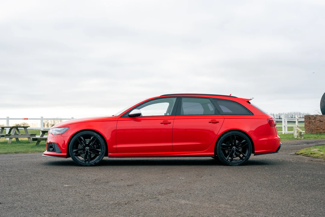 2013 Audi C7 RS6 - Image 5 of 31