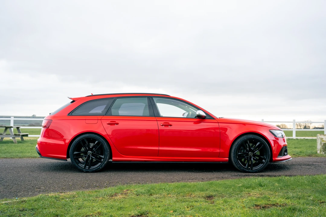 2013 Audi C7 RS6 - Image 9 of 31