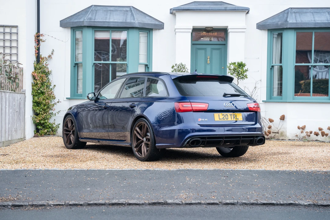 2013 Audi C7 RS6 - Image 14 of 31