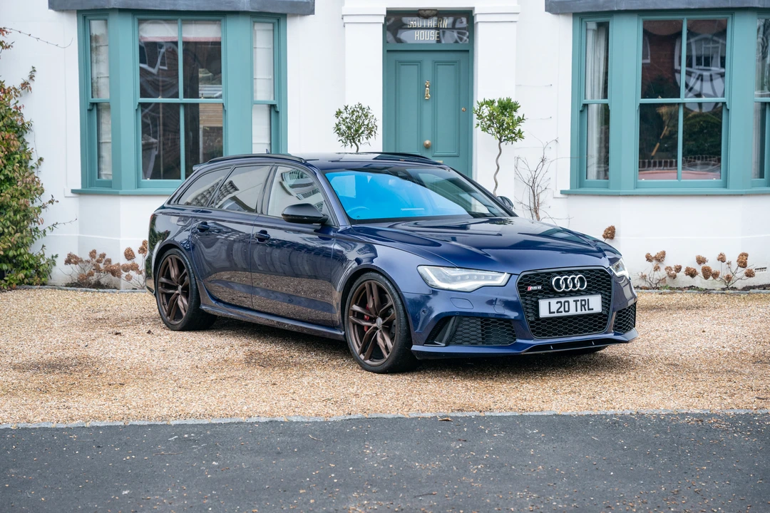 2013 Audi C7 RS6 - Image 10 of 31