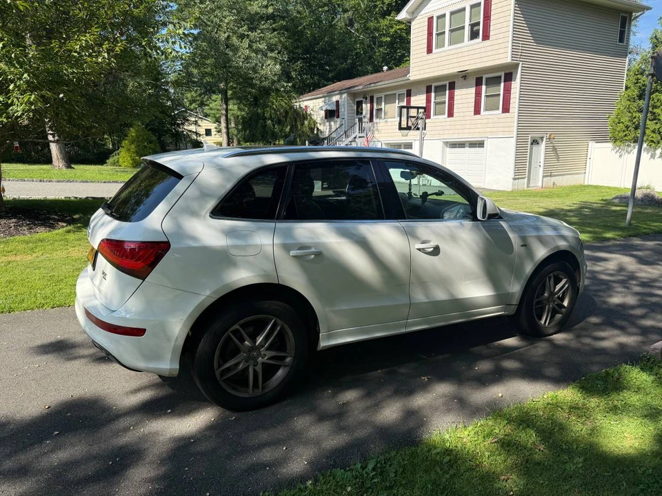 2013 Audi 8R Q5 - Image 5 of 16