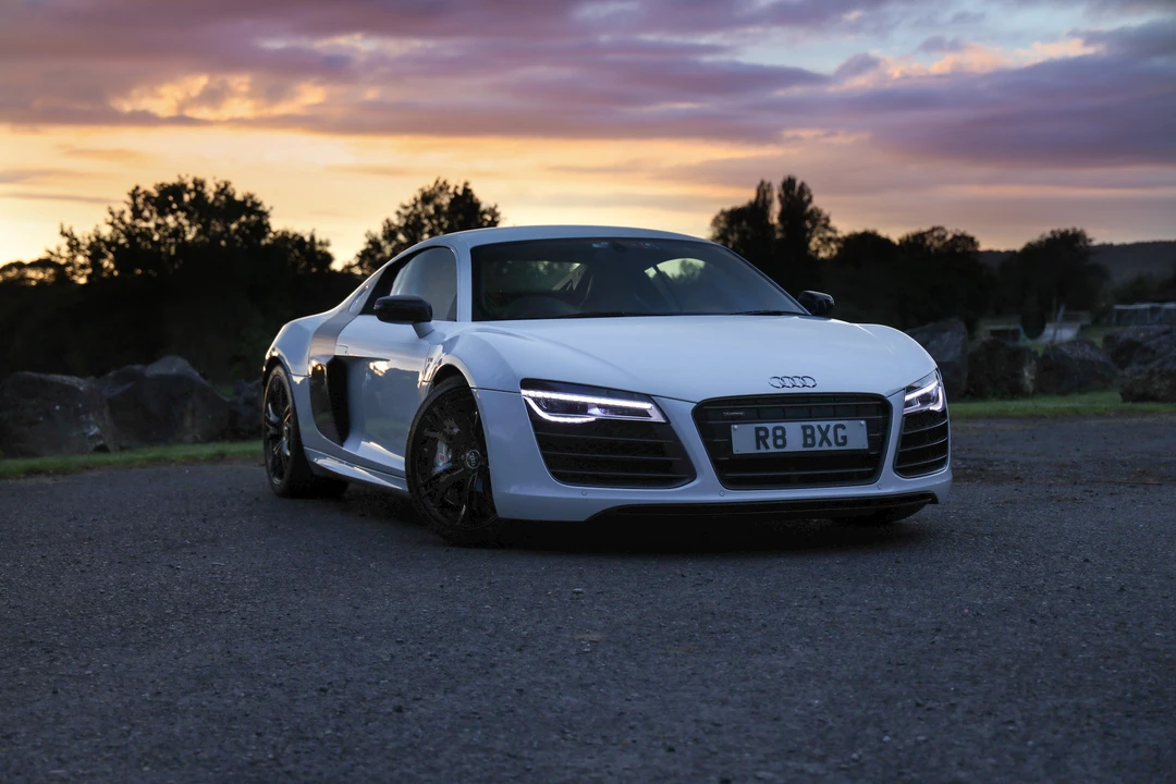 2013 Audi 42 R8 - Image 3 of 31