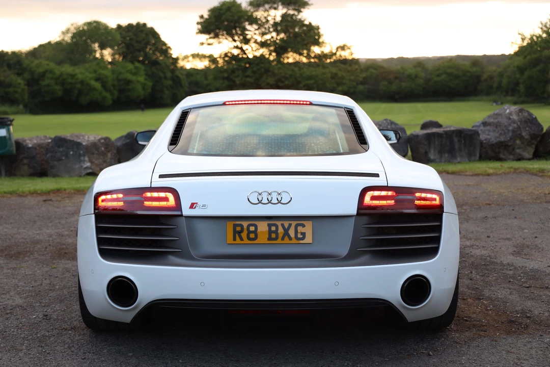 2013 Audi 42 R8 - Image 8 of 31