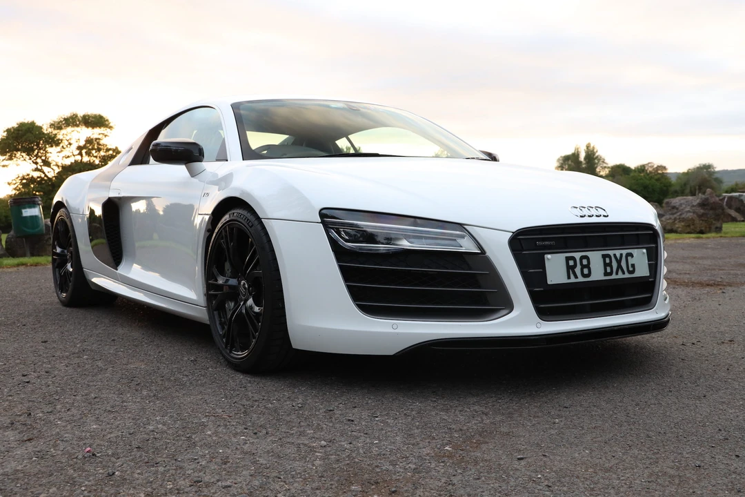 2013 Audi 42 R8 - Image 14 of 31