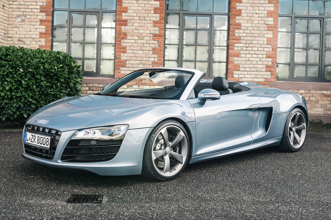 2013 Audi 42 R8 - Image 2 of 31