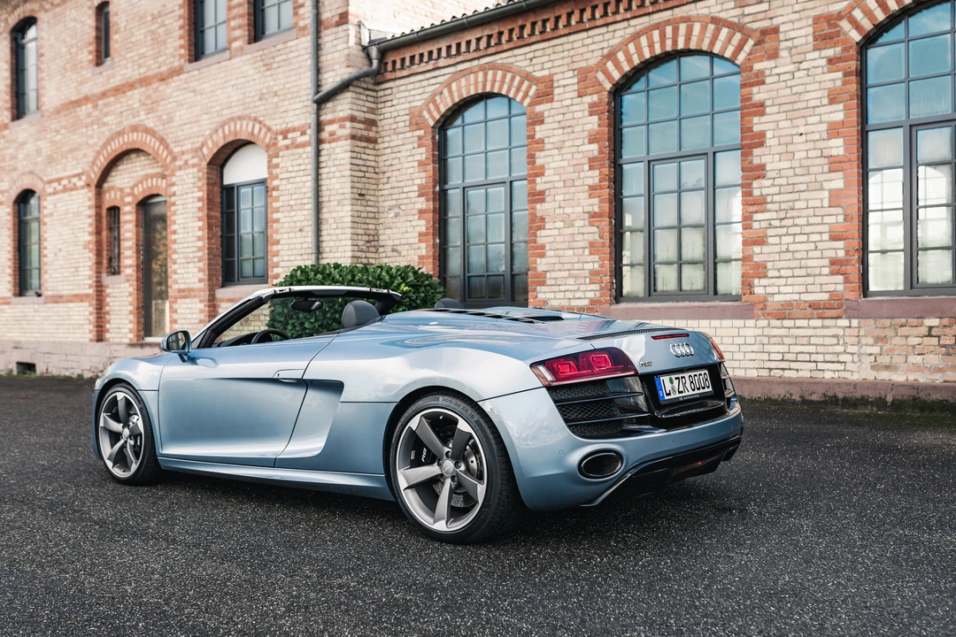 2013 Audi 42 R8 - Image 8 of 31