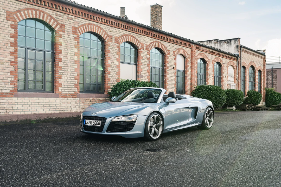 2013 Audi 42 R8 - Image 15 of 31