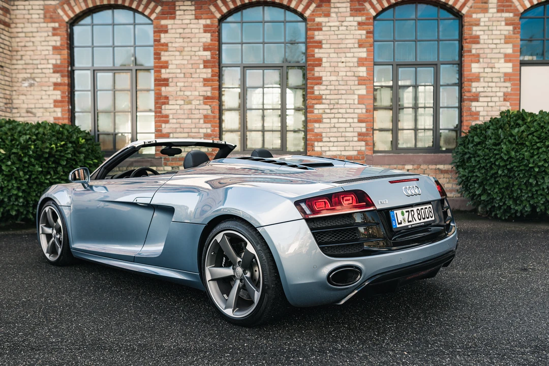 2013 Audi 42 R8 - Image 20 of 31